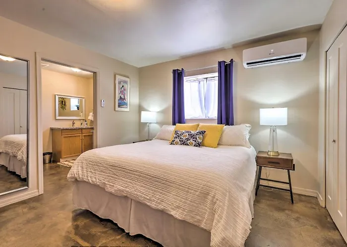 Retreat With Pool, And Rooftop Views! *