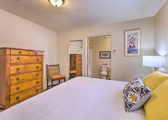 Retreat With Pool, And Rooftop Views! Holiday home Oro Valley