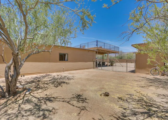 Retreat With Pool, And Rooftop Views! * Oro Valley